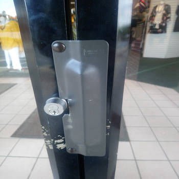 Commercial Door Repair After Burglary 4