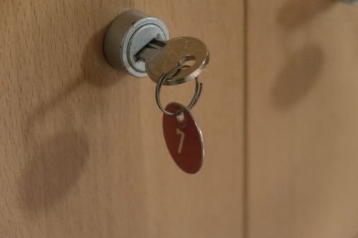 locksmith services images in fort valley georgia